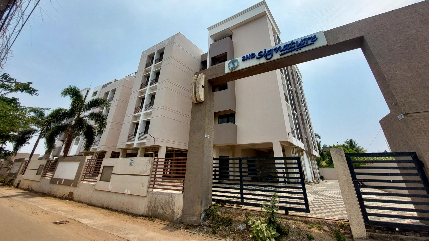 Front elevation of the Flats in Madhavaram at The Edge residential Apartments in Madhavaram